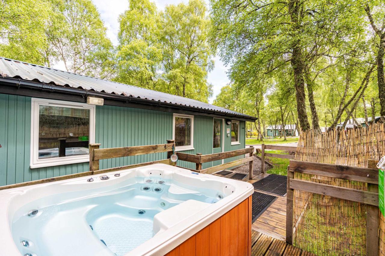 Heather Lodge 10 With Hot Tub Belladrum Exterior foto
